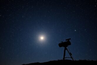 Távcső a csillagos égen, Hold fényével és fényszűrőkkel