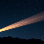 Tsuchinshan-ATLAS üstökös C/2023 A3 látványa csillagos éjben