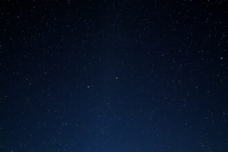 Csillagképek, csillagok az éjszakai égbolton