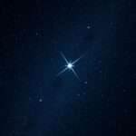 Shedir csillag az éjszakai égbolton, a Cassiopeia csillagképben